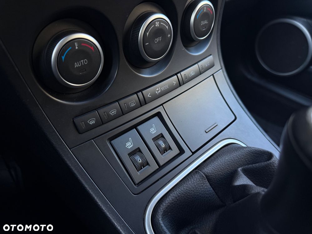 Mazda 3 - 10