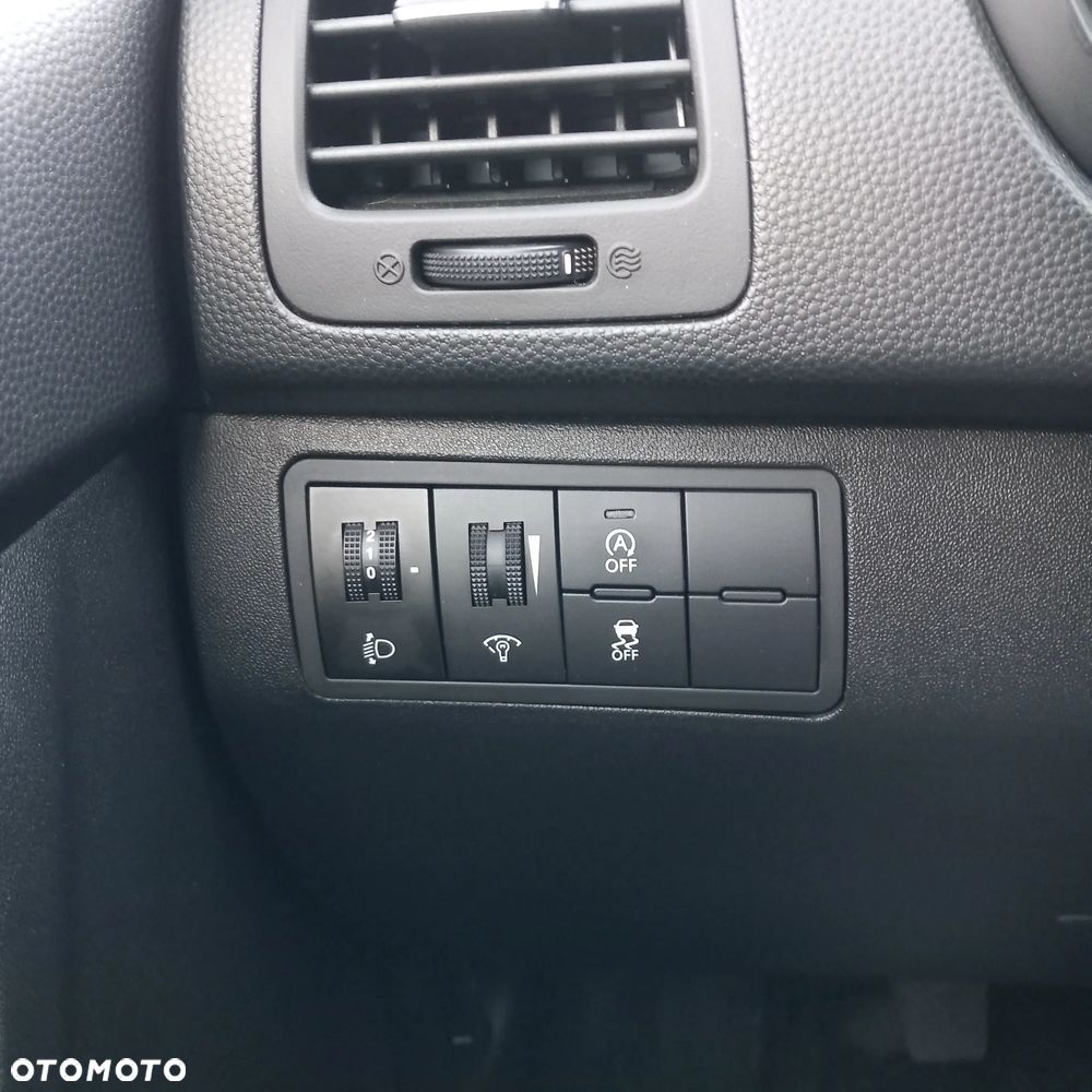 Hyundai ix20 1.6 BlueDrive Classic + - 12