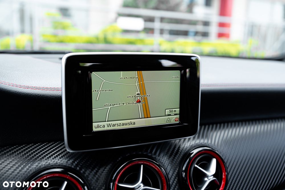 Mercedes-Benz Klasa A 45 AMG 4Matic AMG Speedshift 7G-DCT - 37
