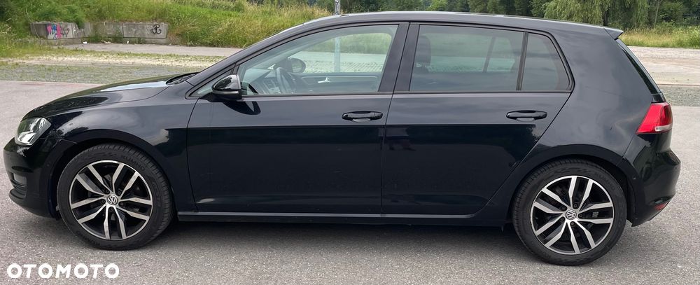 Volkswagen Golf 1.6 TDI DPF Highline - 4