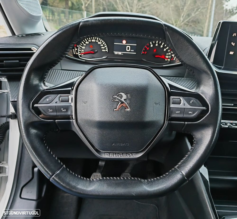 Peugeot 208 1.2 PureTech Allure Pack - 14