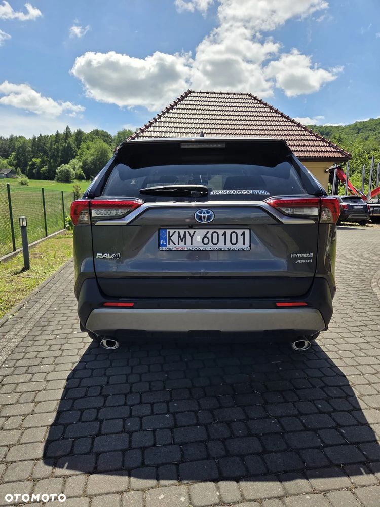 Toyota RAV4 - 9