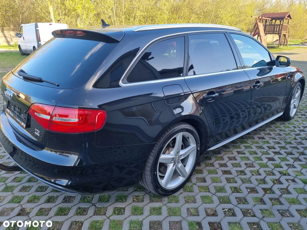 Audi A4 Avant 2.0 TDI DPF quattro S tronic Attraction - 15