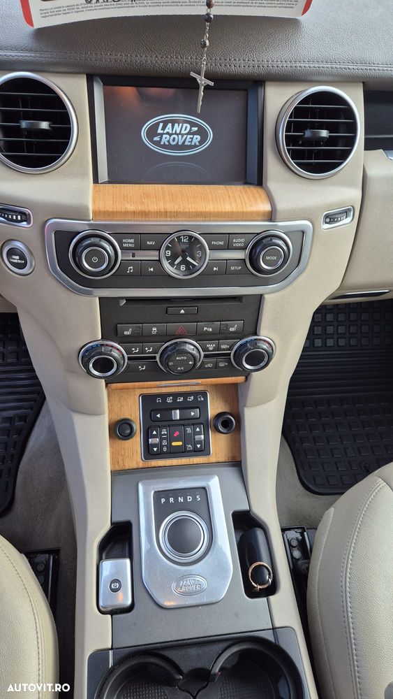 Land Rover Discovery 3.0 SDV6 SE Aut - 6
