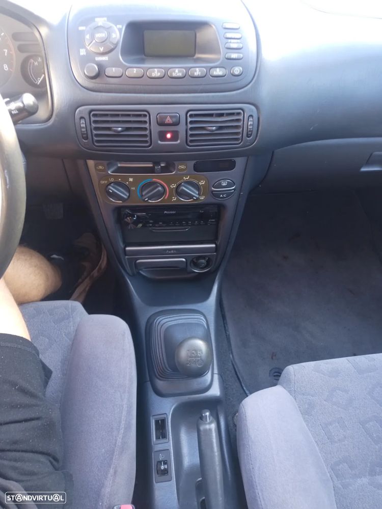 Toyota Corolla S/D 1.4 Sol AC - 12
