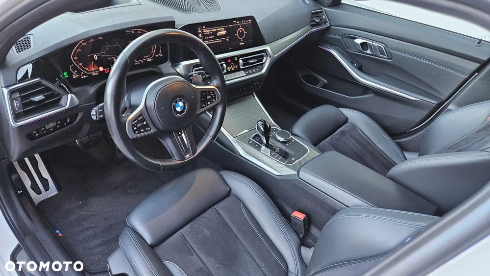 BMW Seria 3 320d xDrive M Sport - 10