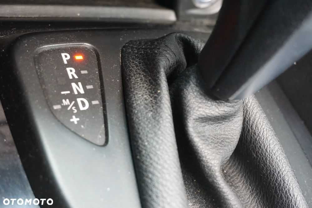 BMW X1 sDrive18d - 31