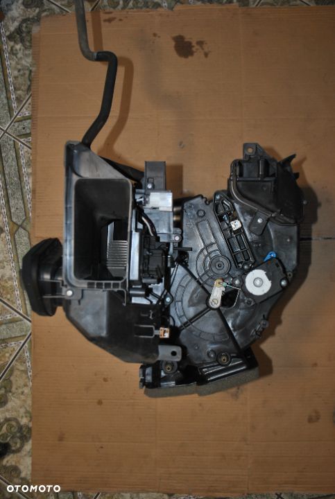 Nagrzewnica Subaru Levorg - 2