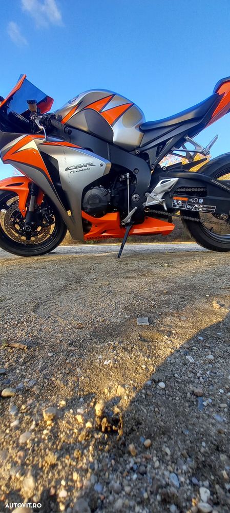 Honda CBR 1000RR Fireblade - 6
