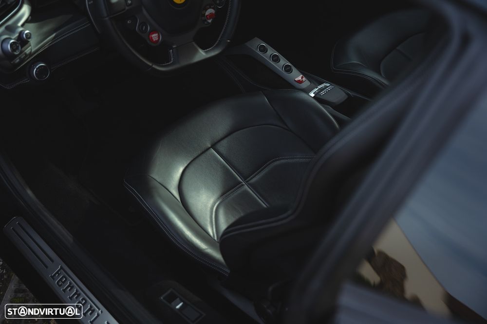 Ferrari 488 GTB - 21