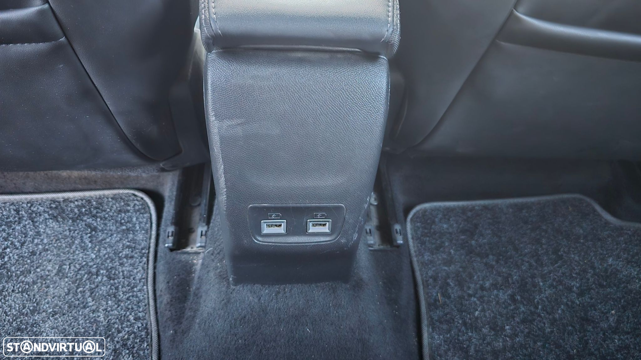 Peugeot e-208 Allure - 49