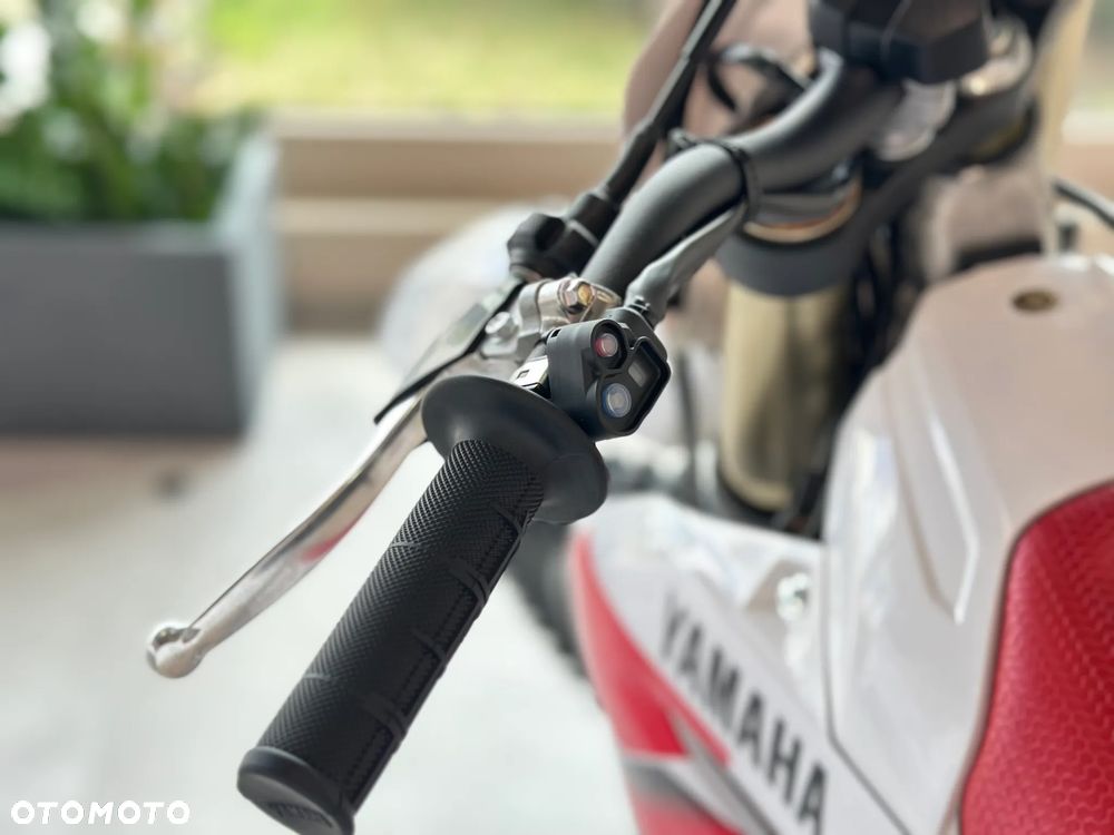 Yamaha YZ - 6