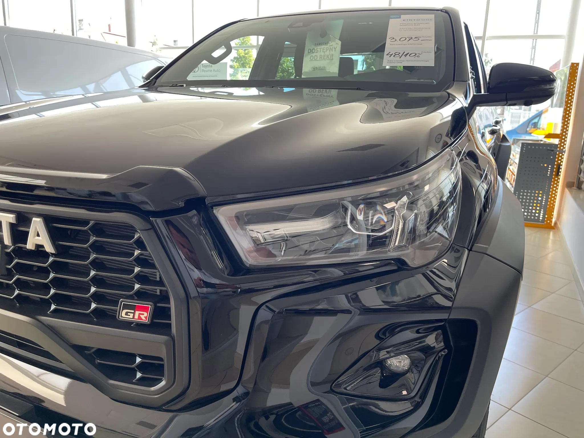 Toyota Hilux 2.8 D-4D Double Cab GR Sport II 4x4 - 8