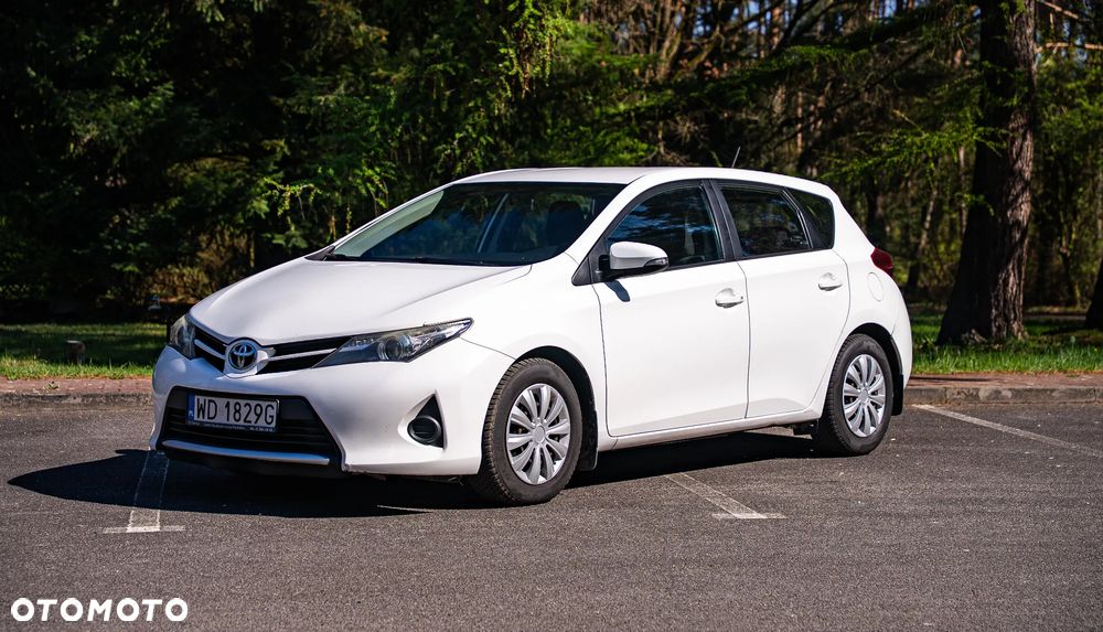 Toyota Auris 1.4 D-4D Active - 8