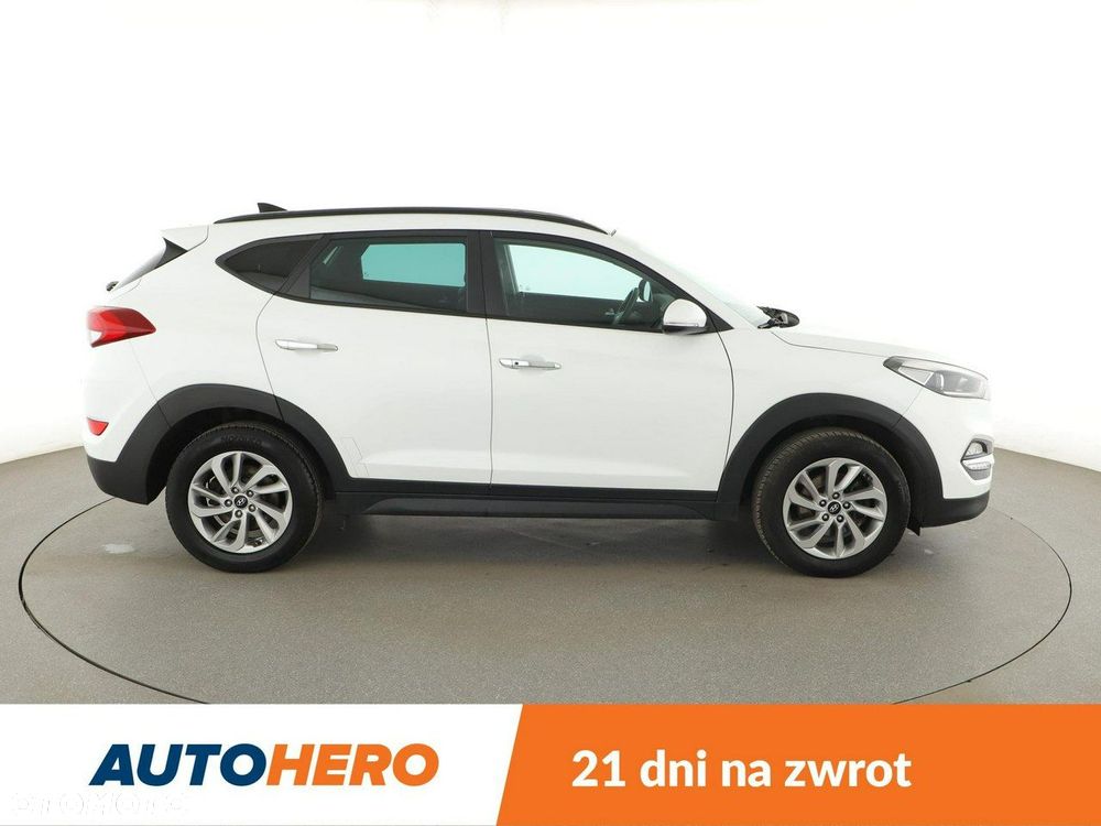 Hyundai Tucson 1.7 CRDI BlueDrive Style 2WD - 10