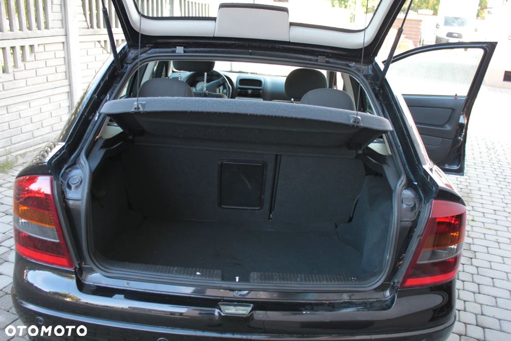 Opel Astra - 10