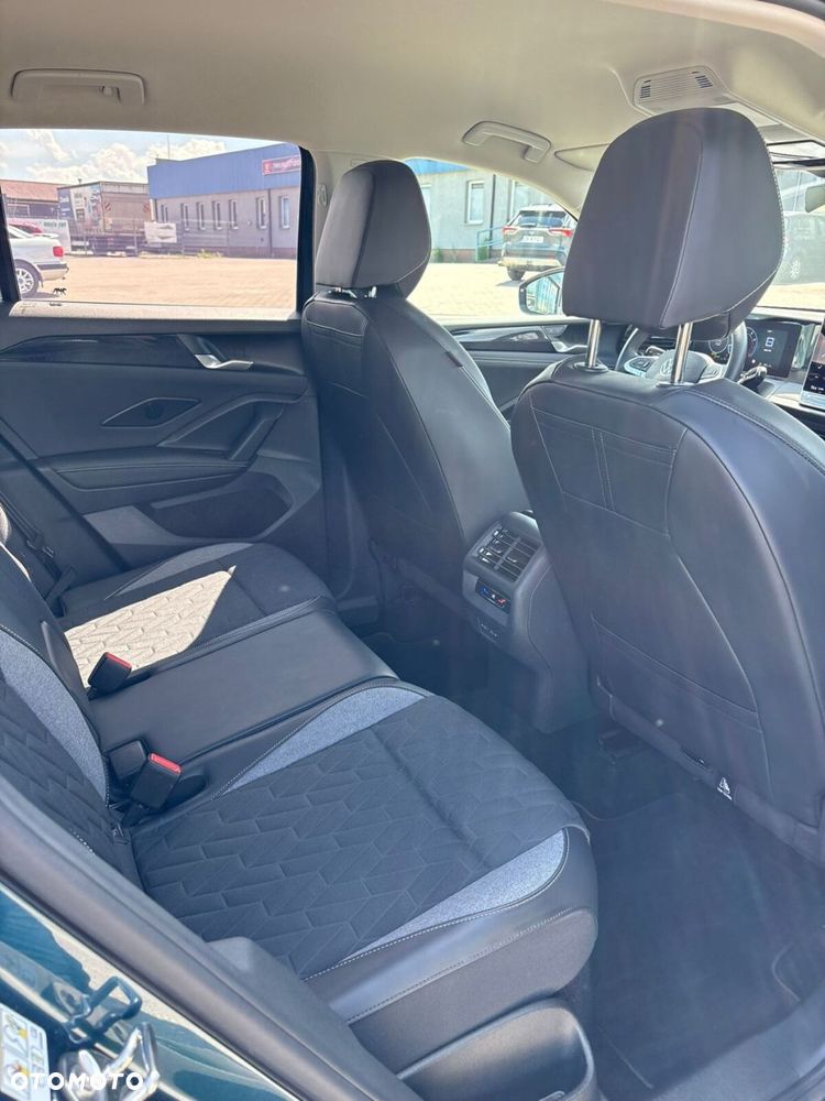 Volkswagen Tiguan - 34