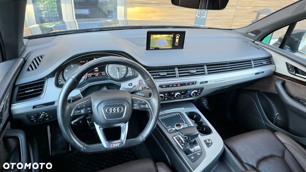 Audi SQ7 - 32