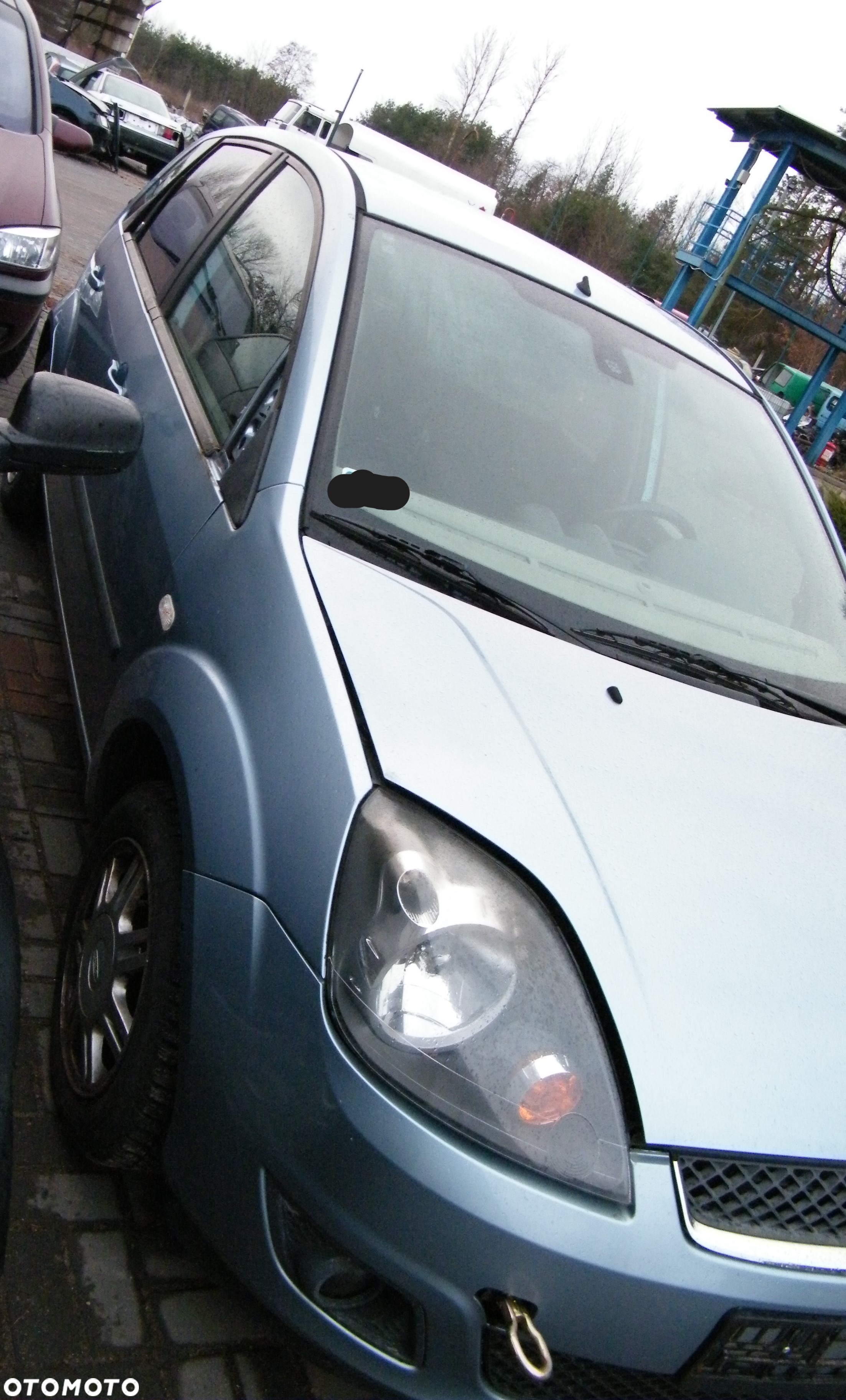 Ford Fiesta MK 5 FL  1.6 TDCi 90KM silnik 90PS-DV6 skrzynia B5/IB5 lakier J4 - 6