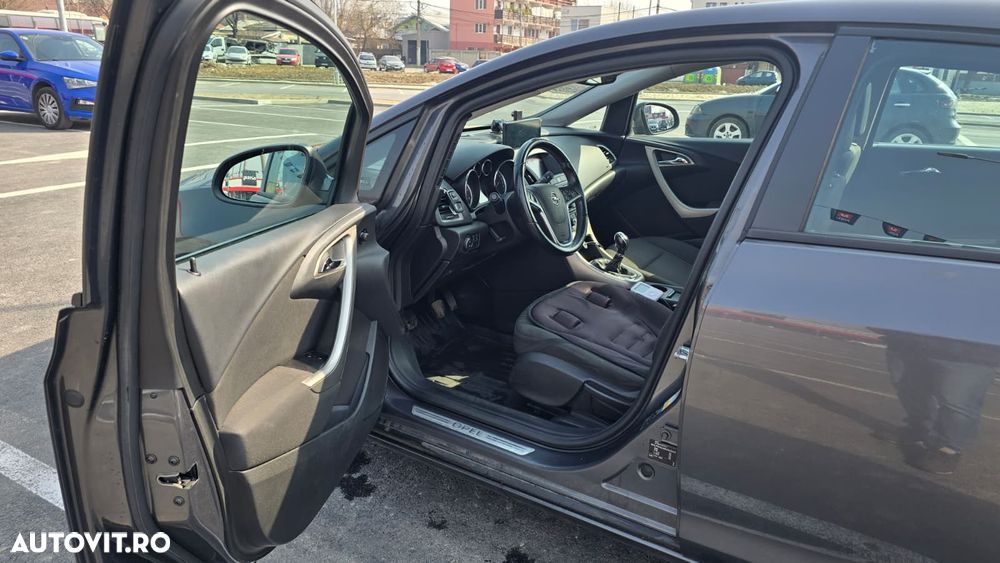 Opel Astra 1.7 CDTI - 11