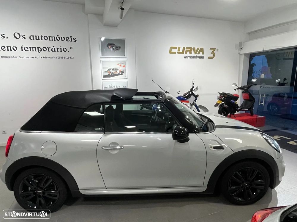 MINI Cabrio Cooper Premium Extra JCW Auto - 6
