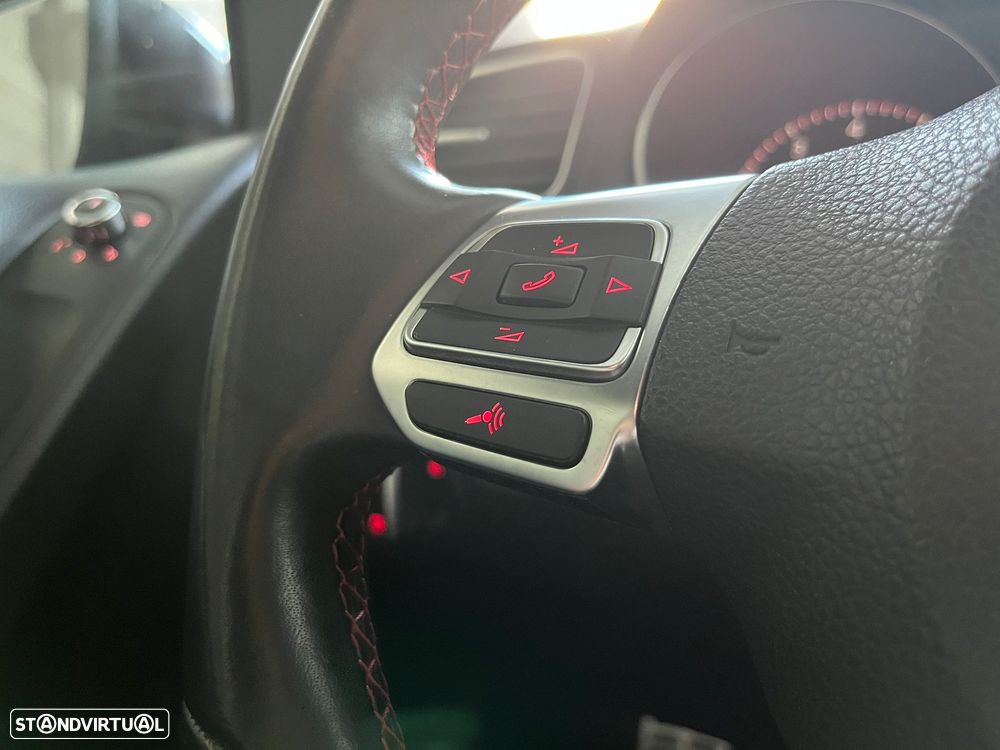 VW Golf 2.0 GTi - 22