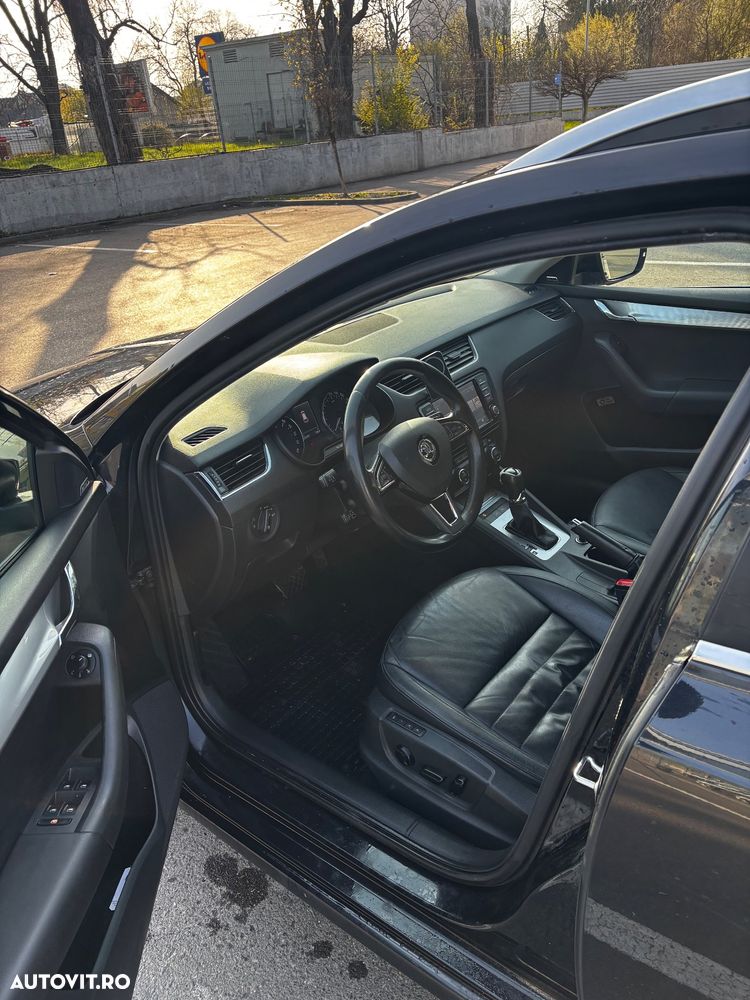 Skoda Octavia 2.0 TDI AMBITION DSG - 10