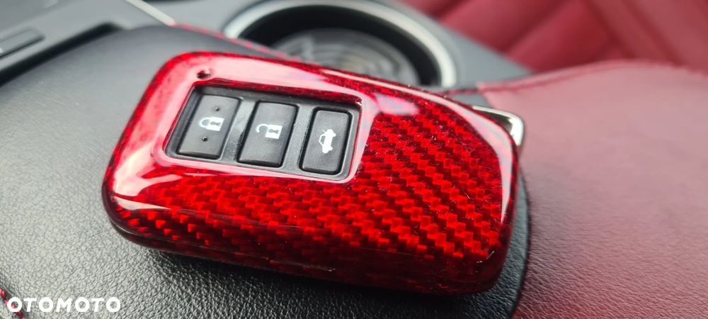 Lexus RC 200t / 300 F Sport - 15