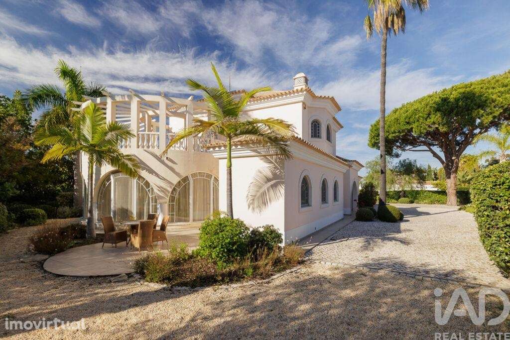 Casa / Villa T4 em Almancil - Grande imagem: 3/32