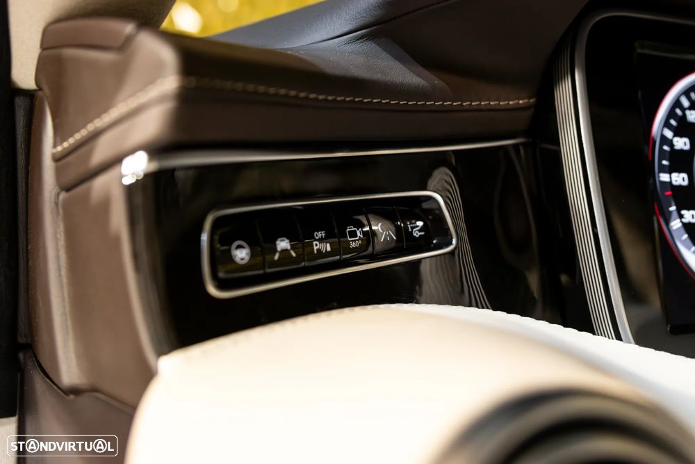 Mercedes-Benz S 63 AMG - 43