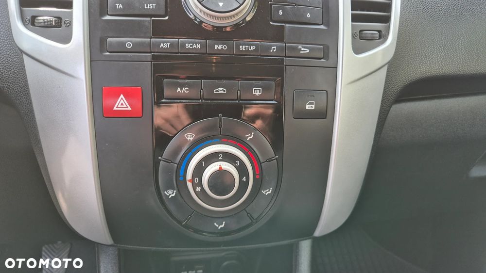 Kia Venga 1.4 L - 36