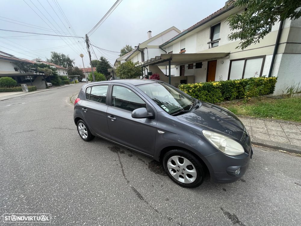 Hyundai i20 1.4 CRDI Comfort - 2