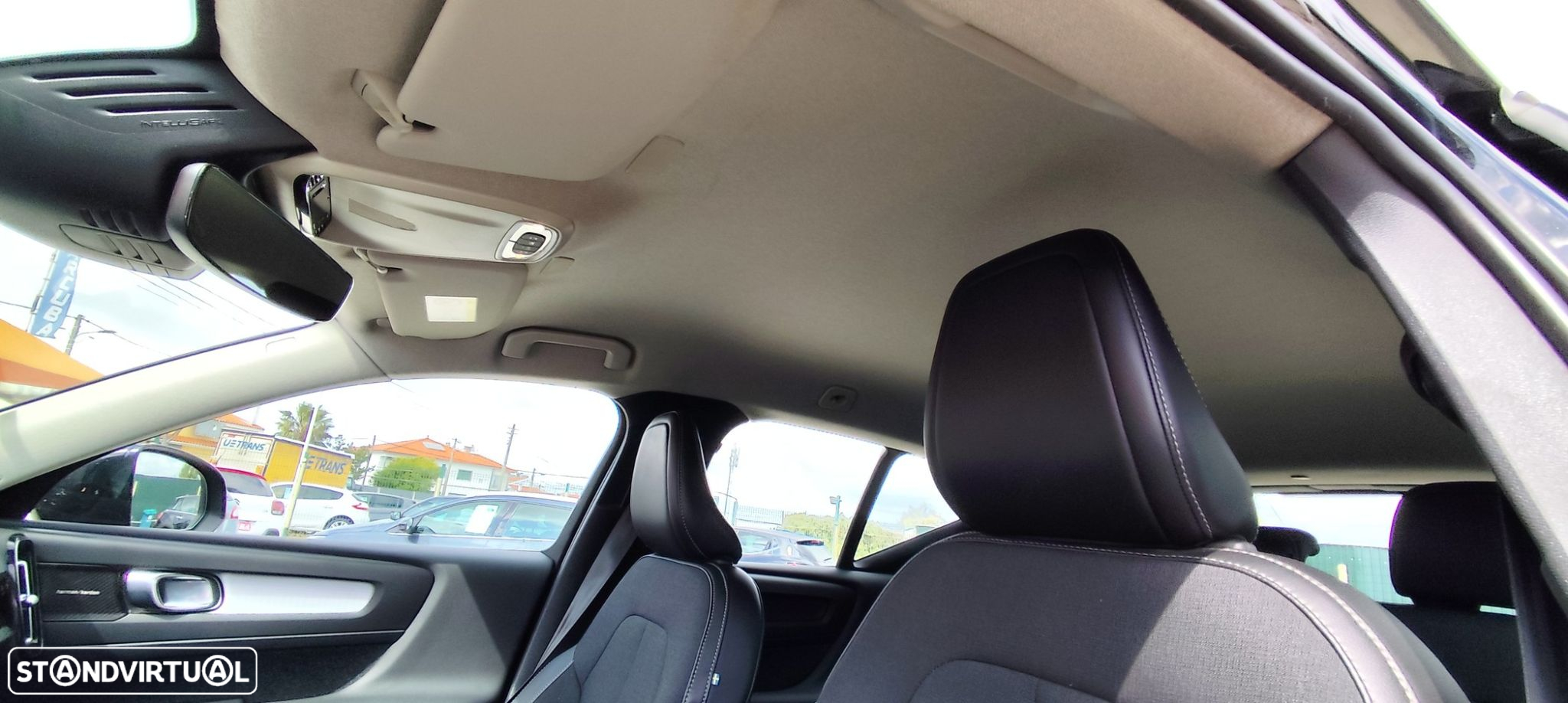 Volvo EX40 - 24
