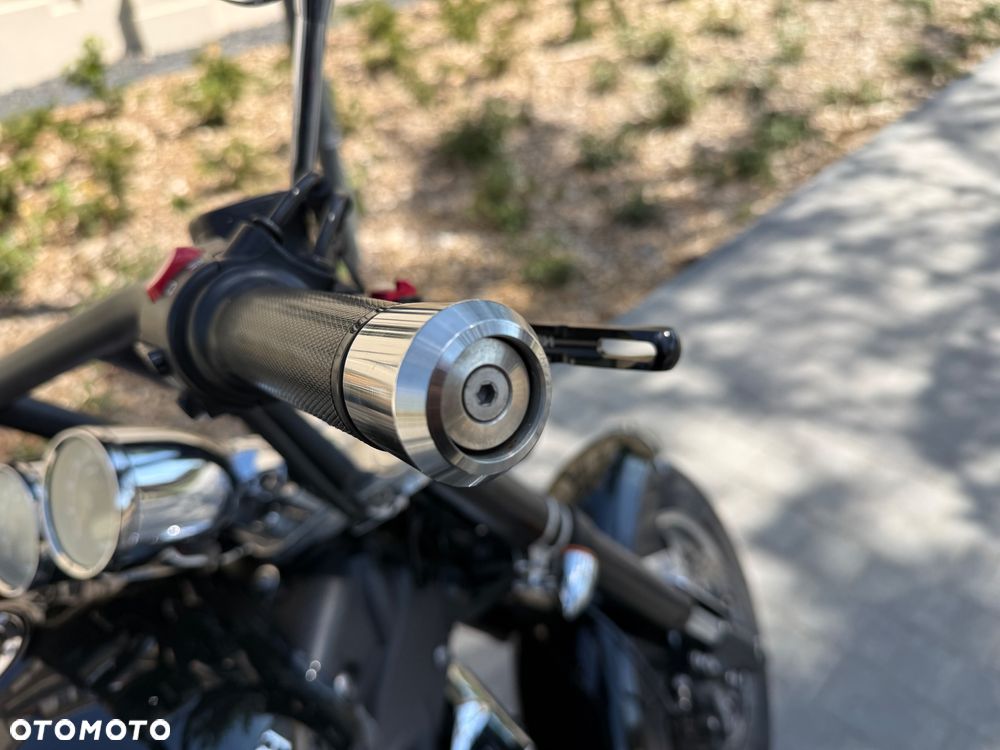 Triumph Rocket - 14