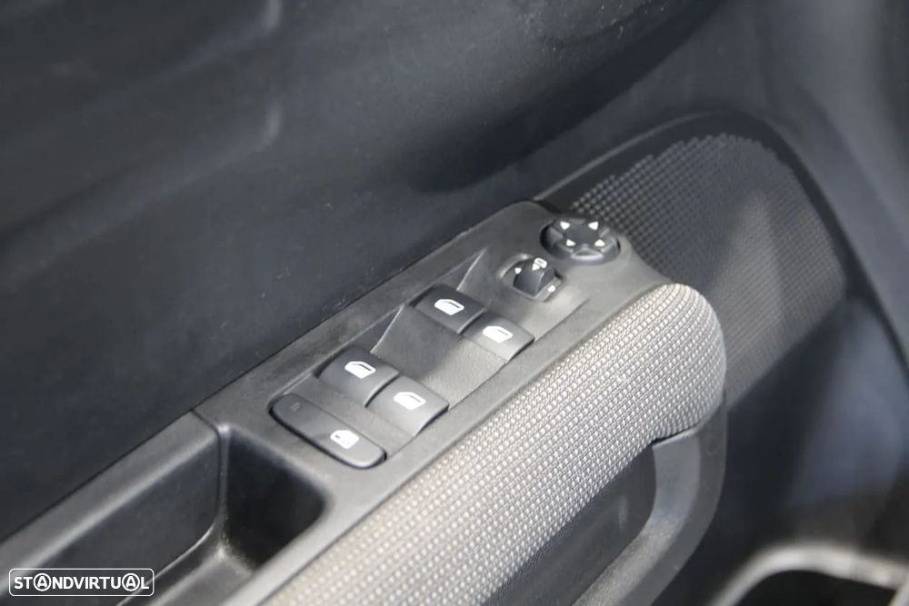 Citroën C3 Aircross 1.2 PureTech C-Series - 6