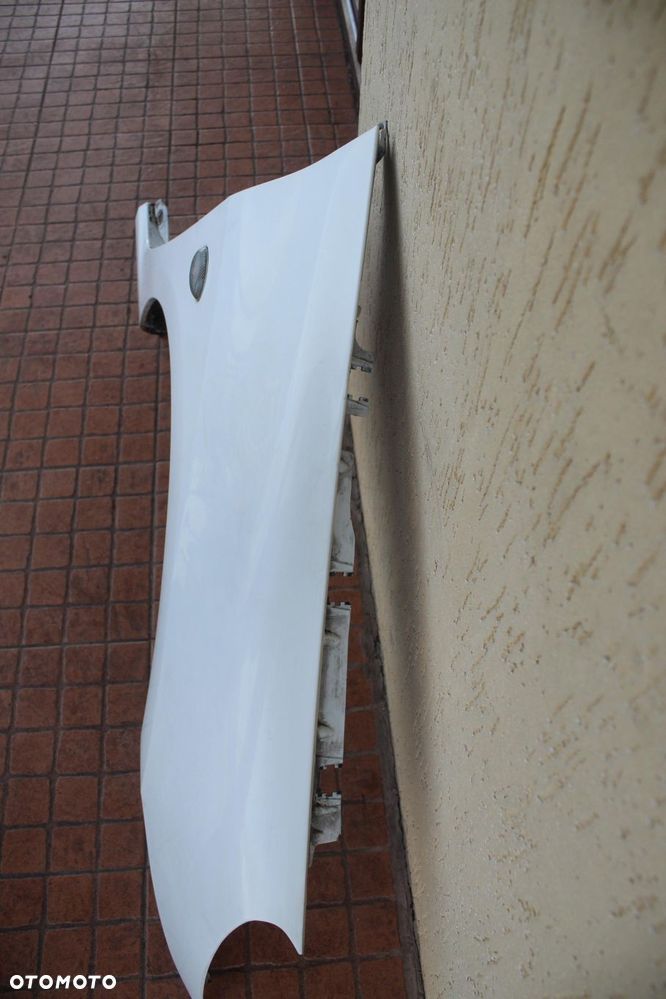 BŁOTNIK PRAWY PRZEDNI PRZÓD PEUGEOT 307 - 3