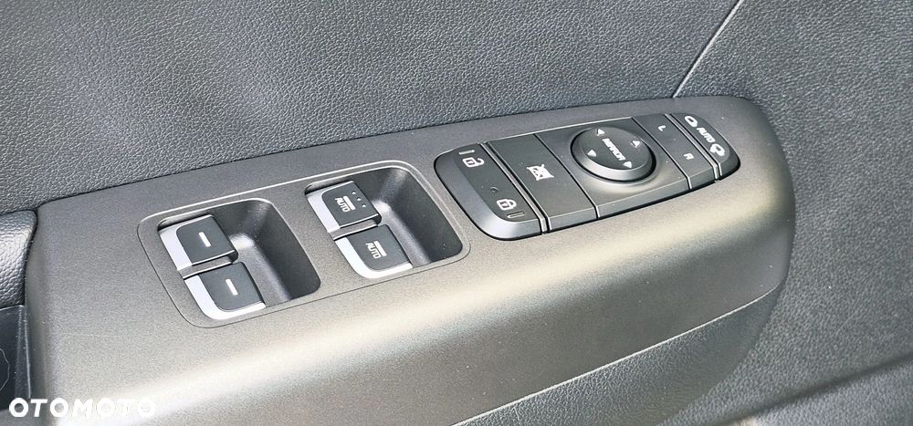 Kia Sportage 1.6 CRDI AWD Eco-Dynamics+ (48V M-H) DCT Black Edition - 25