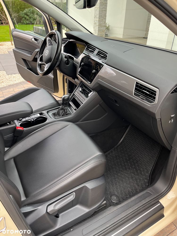 Volkswagen Touran 2.0 TDI BMT Comfortline DSG - 16