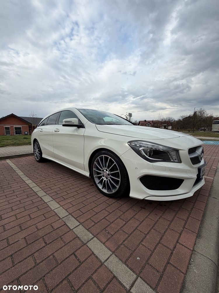 Mercedes-Benz CLA 200 7G-DCT AMG Line - 5