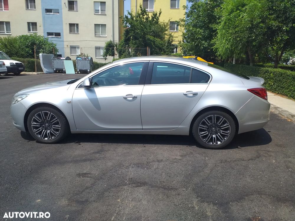 Opel Insignia - 2