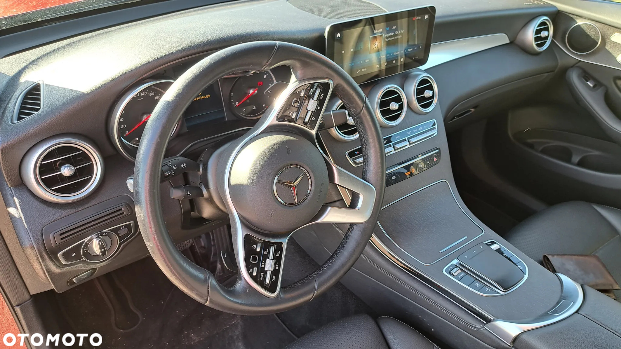 Mercedes-Benz GLC 300 4Matic 9G-TRONIC - 2