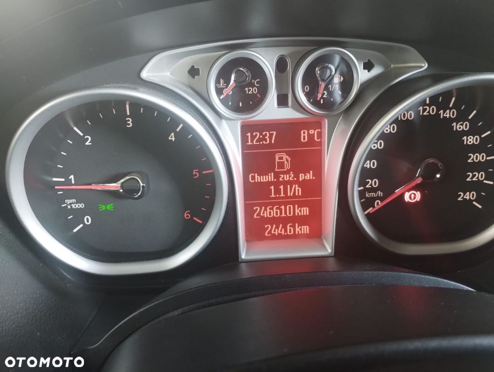 Ford Kuga 2.0 TDCi Titanium FWD - 2