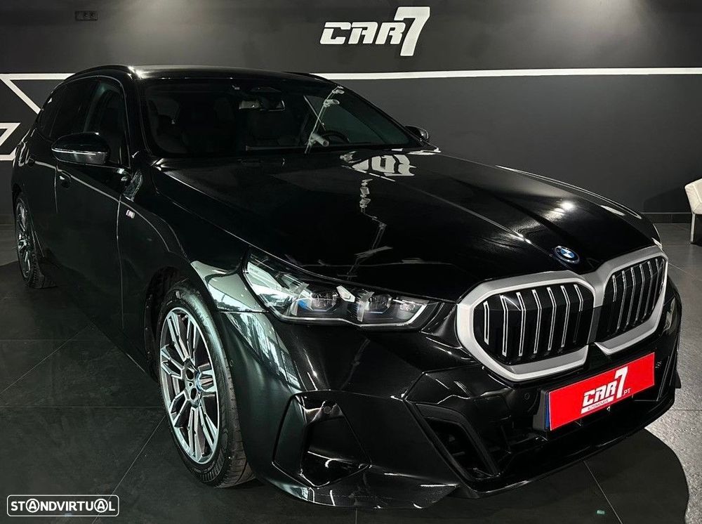 BMW 530 e Pack Desportivo M - 1