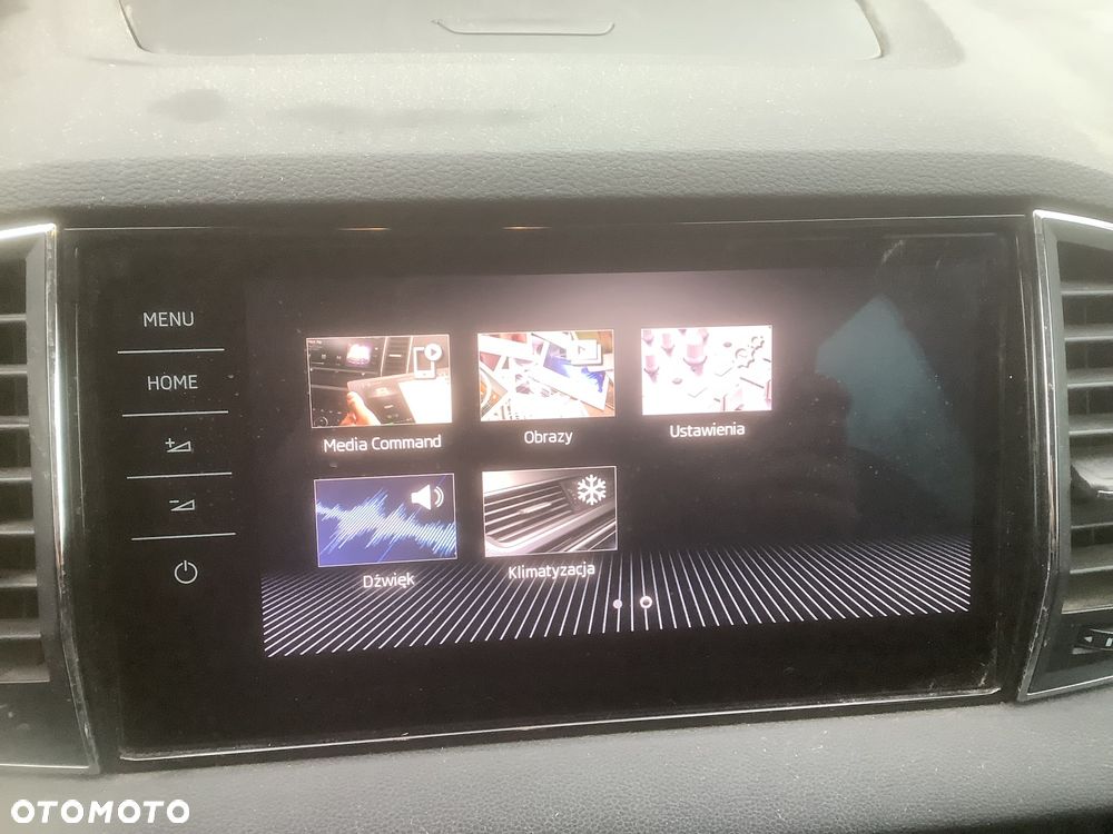 Skoda Karoq 1.6 TDI SCR DSG Ambition - 11