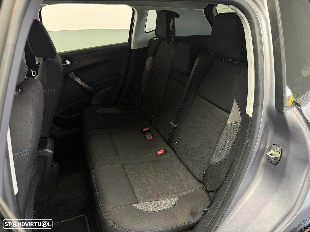 Peugeot 2008 1.2 PureTech Style - 11