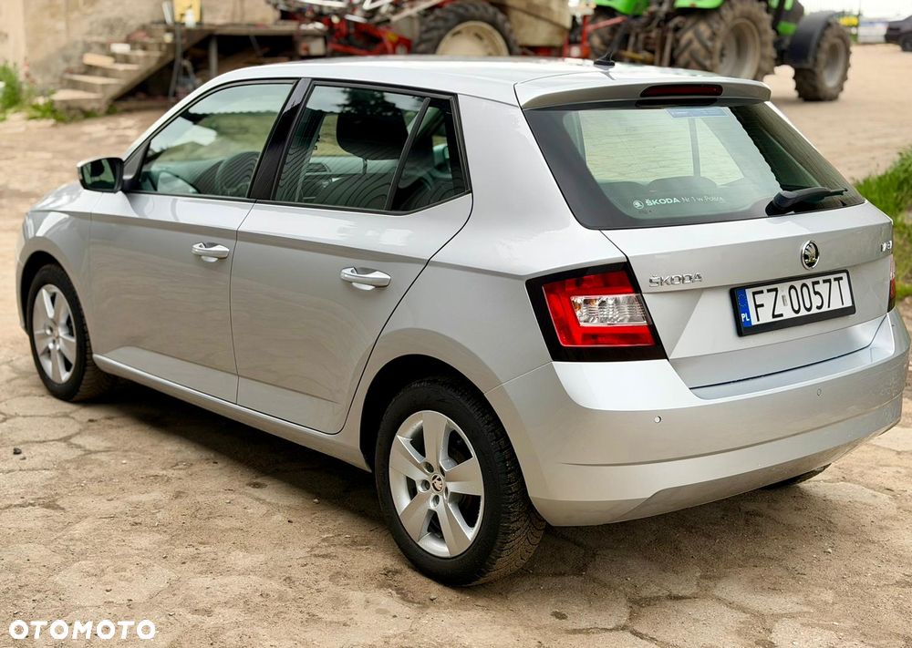 Skoda Fabia 1.0 TSI Ambition - 4