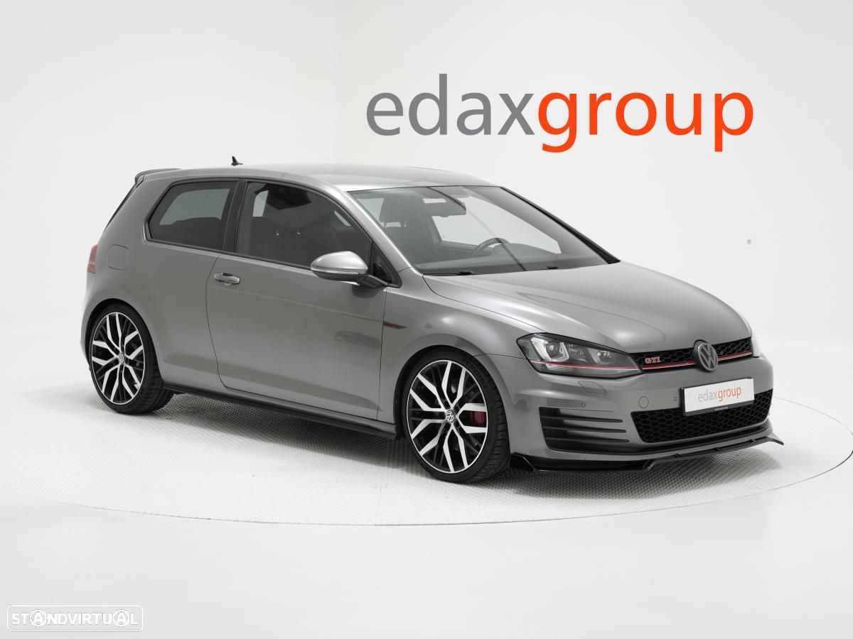 VW Golf 2.0 TSi GTi DSG Performance - 1