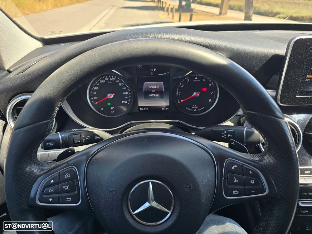 Mercedes-Benz C 350 e - 17