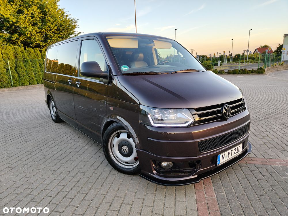 Volkswagen Multivan - 37