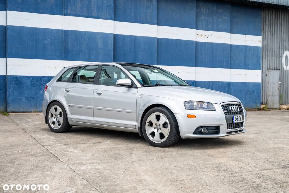 Audi A3 ver-3-2-sportback-quattro-s-tronic-s-line-sportpaket-plus - 3